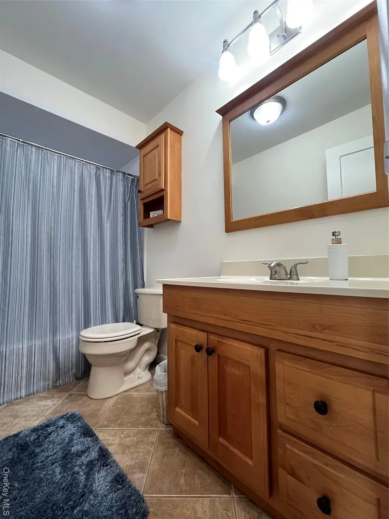 33 Island View Avenue Monroe NY 10950