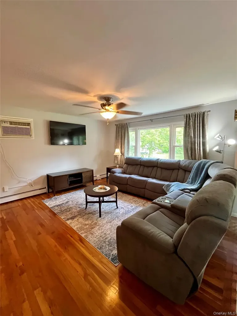33 Island View Avenue Monroe NY 10950