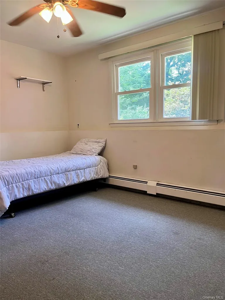 33 Island View Avenue Monroe NY 10950