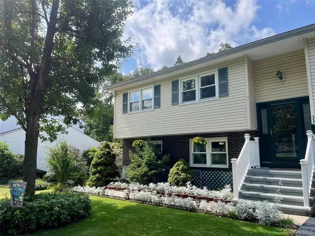 33 Island View Avenue Monroe NY 10950