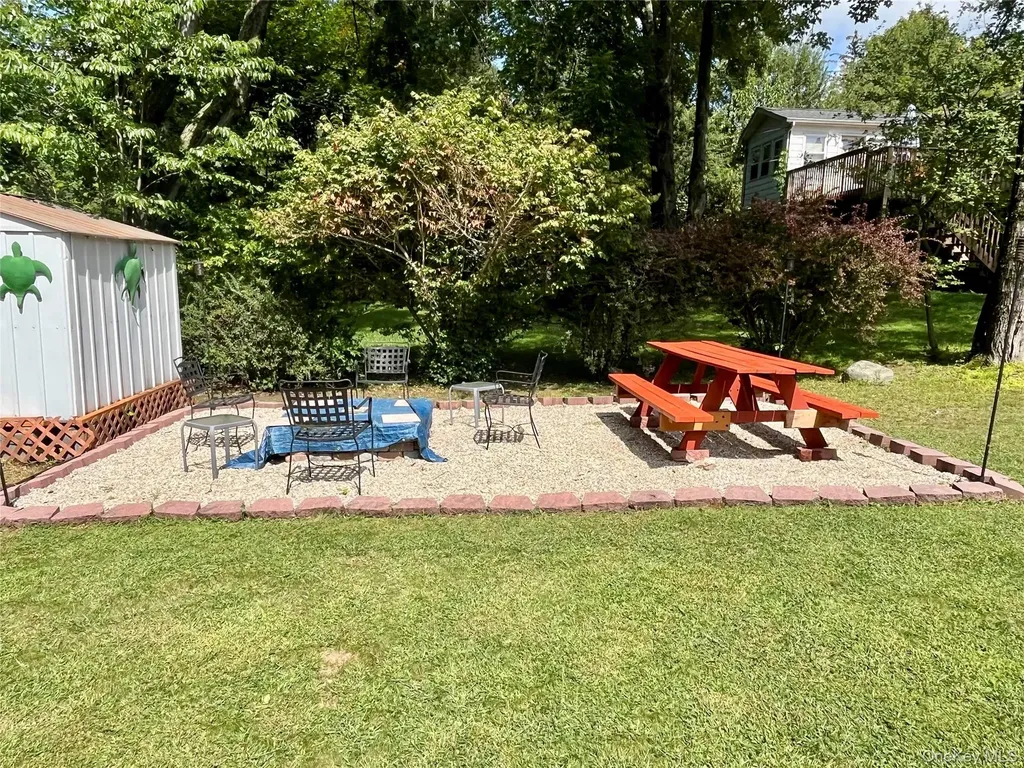 33 Island View Avenue Monroe NY 10950