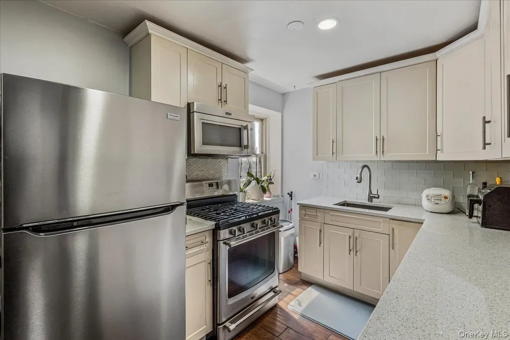 144-55 Melbourne Avenue Flushing NY 11367