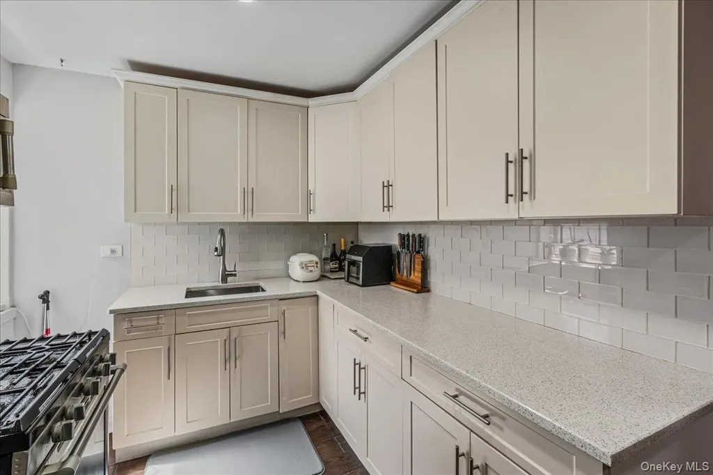 144-55 Melbourne Avenue Flushing NY 11367