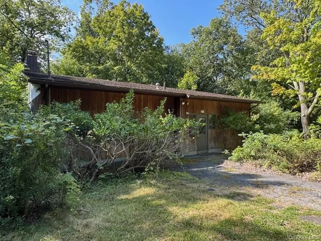 23 Rabbit Hill Road Monroe NY 10950
