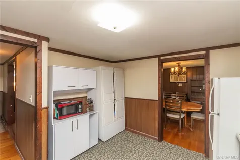 31 Lawrence Road Hyde Park NY 12538