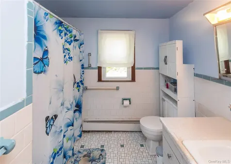 31 Lawrence Road Hyde Park NY 12538