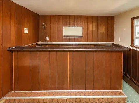 31 Lawrence Road Hyde Park NY 12538