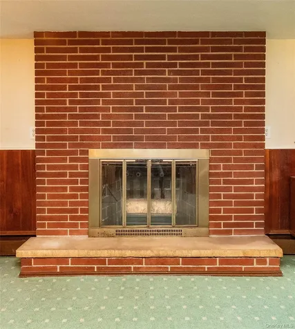 31 Lawrence Road Hyde Park NY 12538