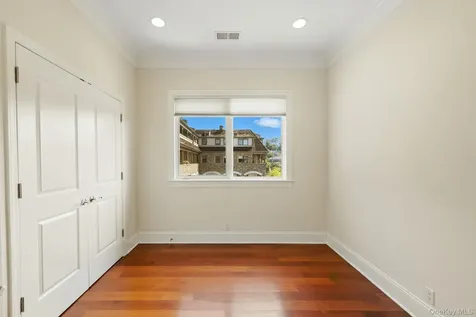 127 W Main Street Tarrytown NY 10591