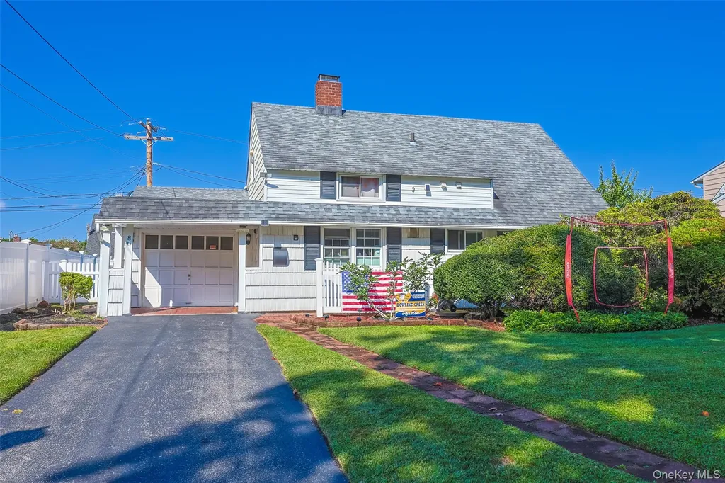 80 Cypress Lane E Westbury NY 11590