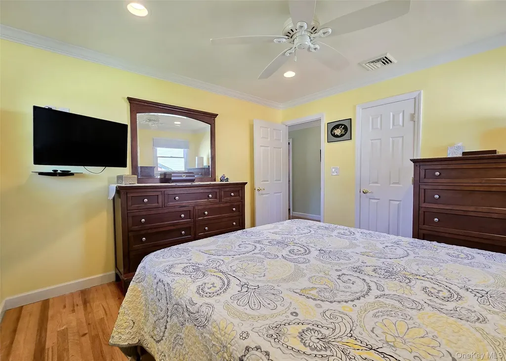 21 Jackson Avenue Centereach NY 11720