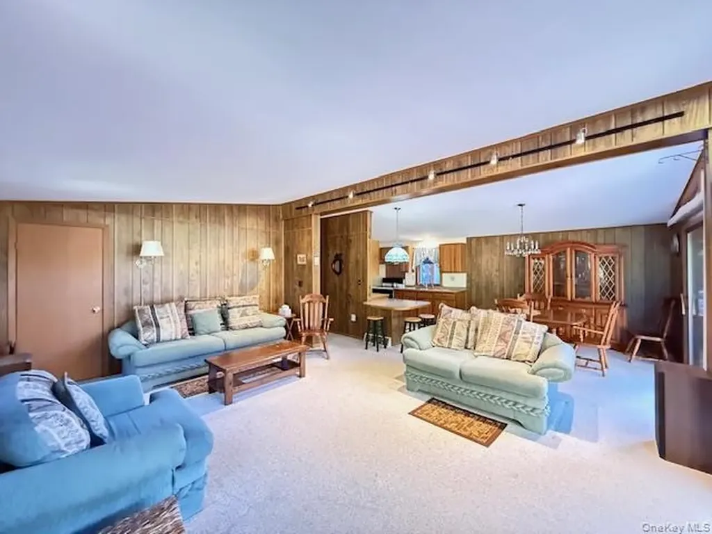 19 Andrew Paye Road Pond Eddy NY 12770