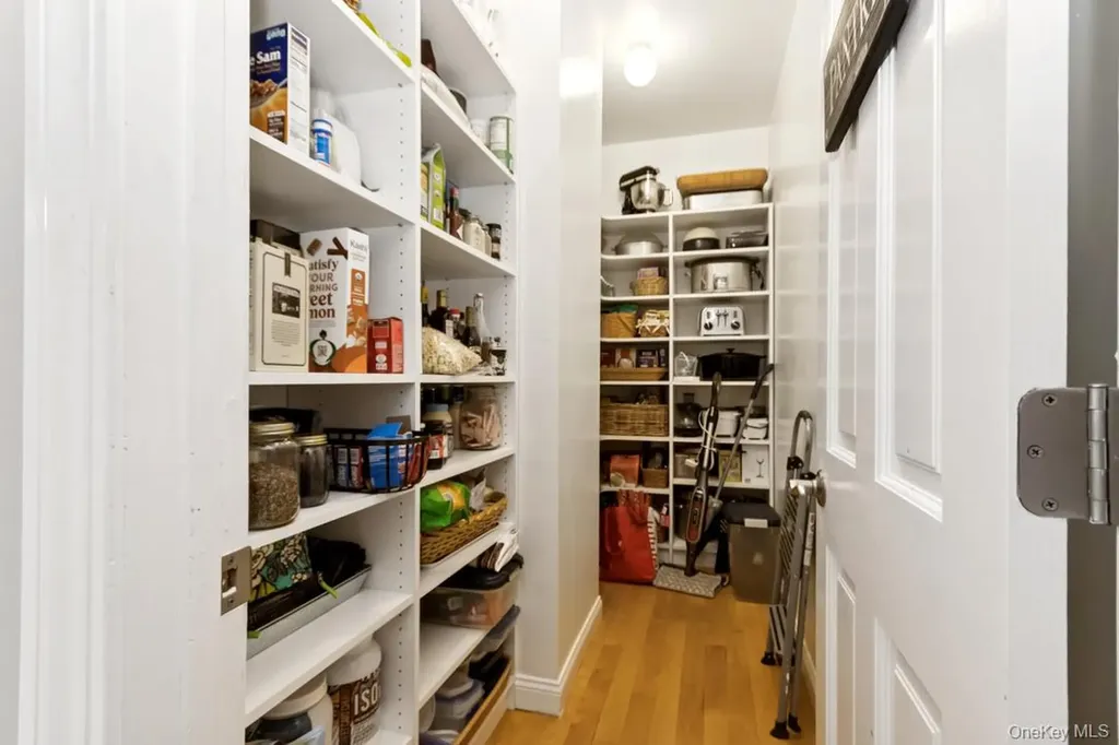 17 High Goal Lane Beacon NY 12508