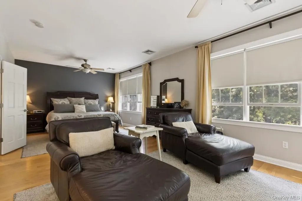 17 High Goal Lane Beacon NY 12508