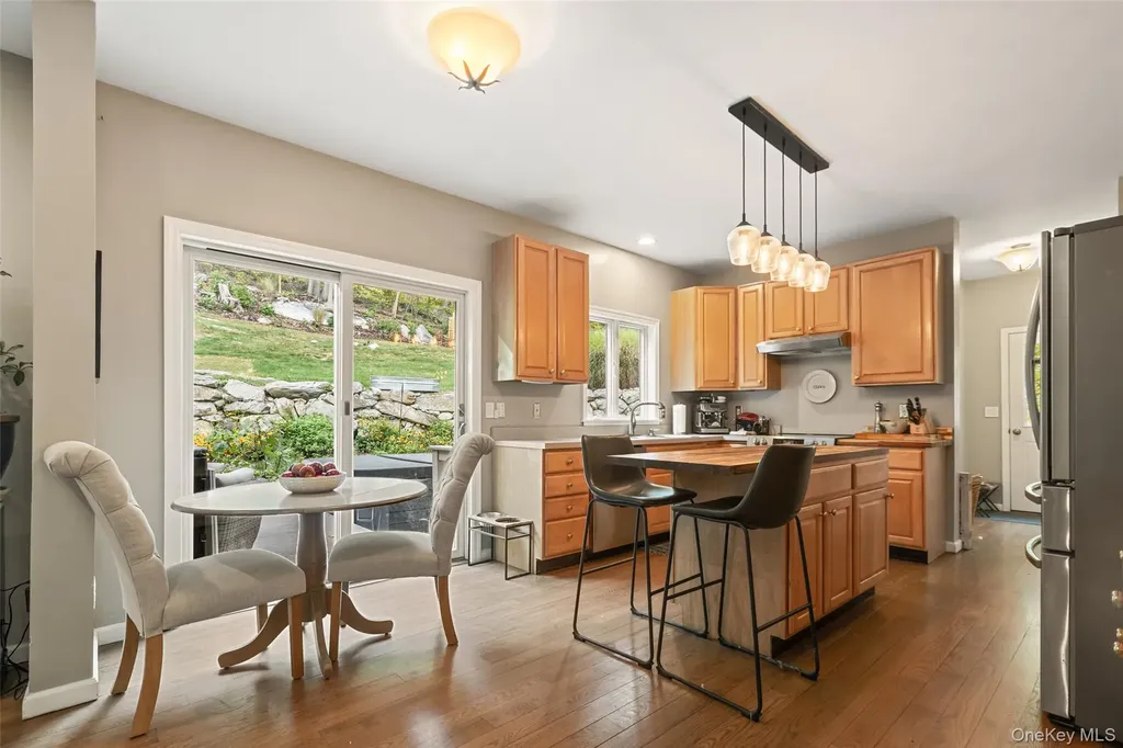 10 Andreas Court Holmes NY 12531