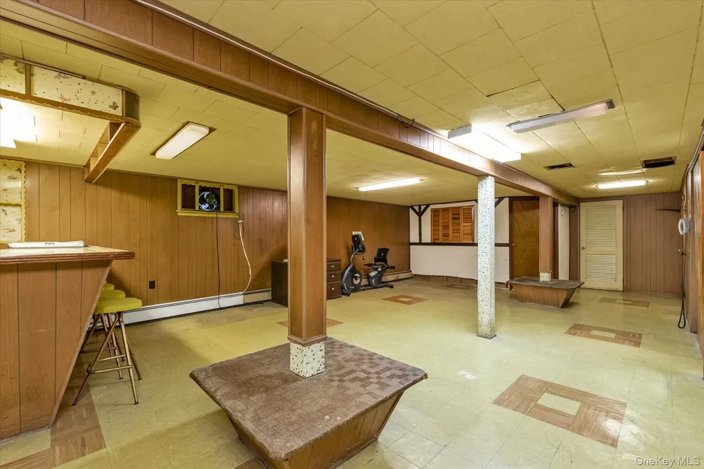 1280 Arlington Avenue Elmont NY 11003