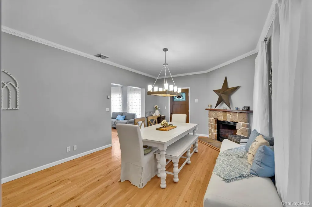 8 Roosa Road Wallkill NY 12589