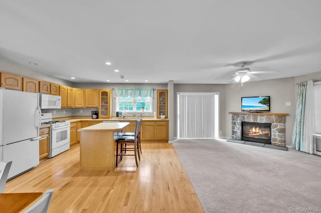 8 Roosa Road Wallkill NY 12589