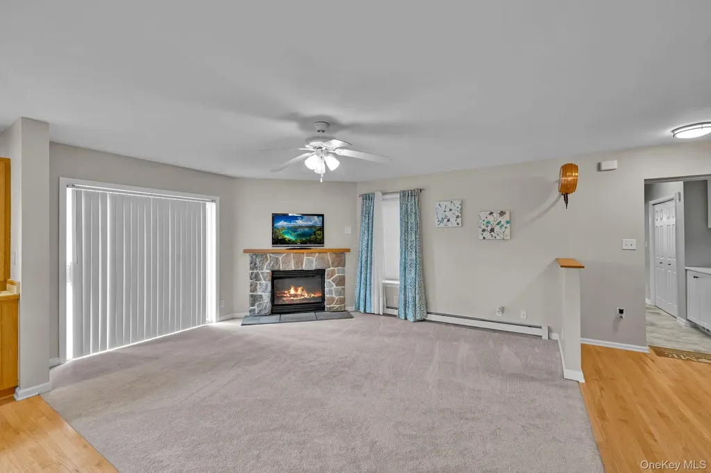 8 Roosa Road Wallkill NY 12589
