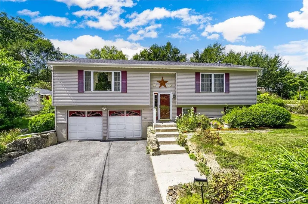 16 Overlin Road Patterson NY 12563