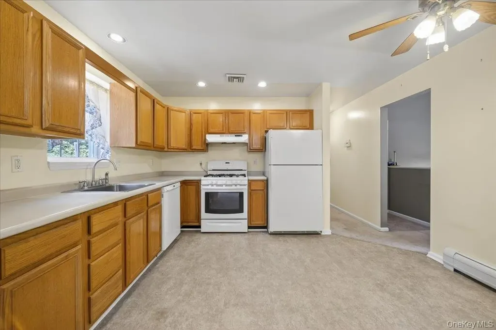 16 Overlin Road Patterson NY 12563