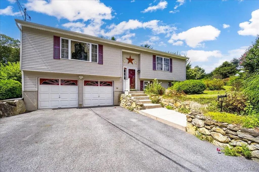 16 Overlin Road Patterson NY 12563