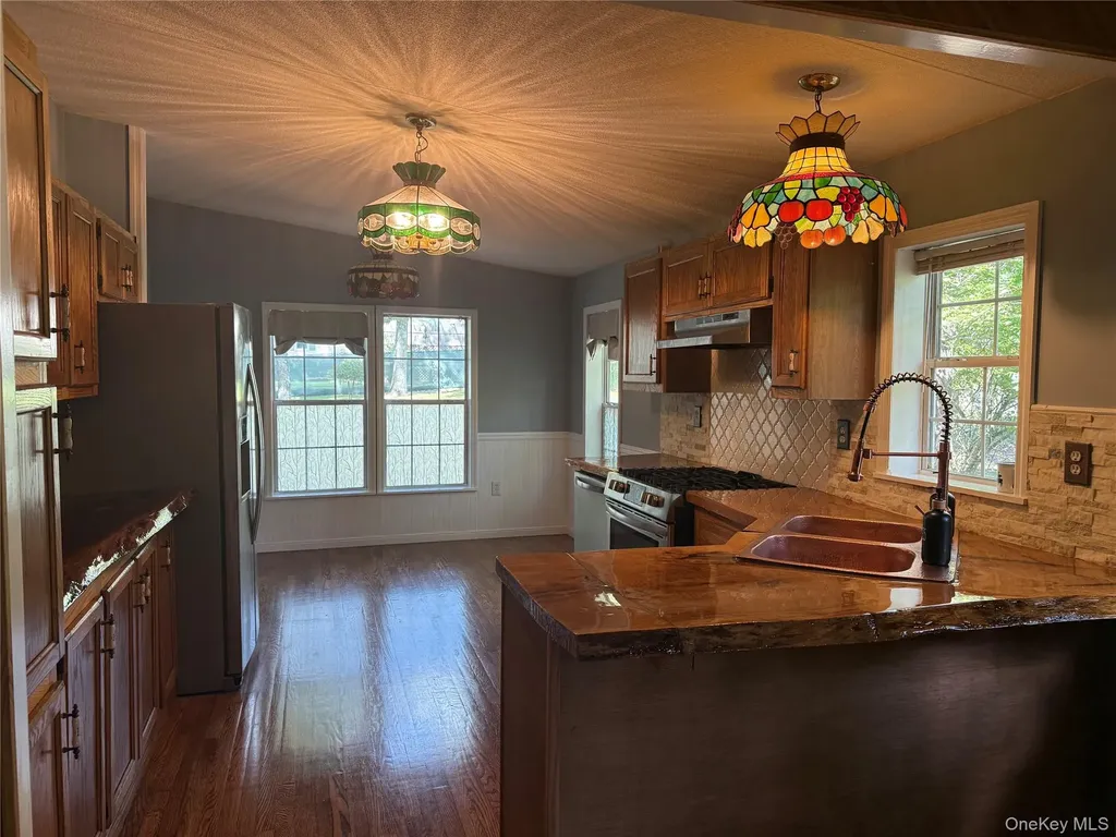 35 Oneida Trail Glen Spey NY 12737