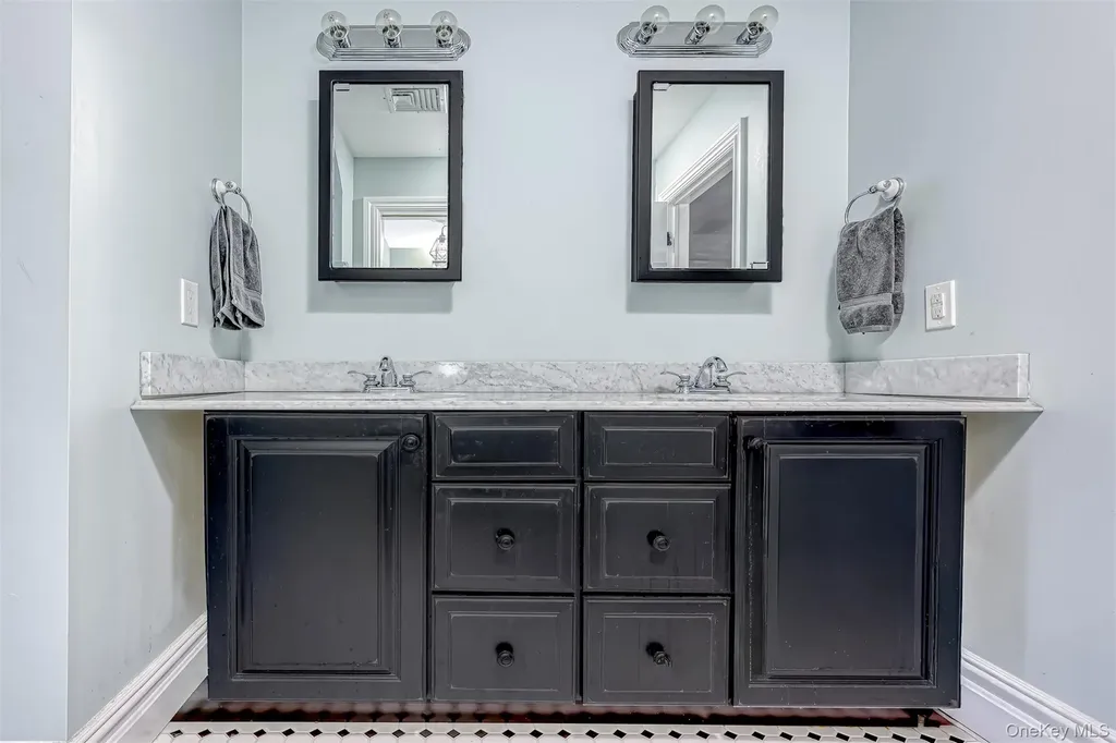 5 Lake Road Suffern NY 10901