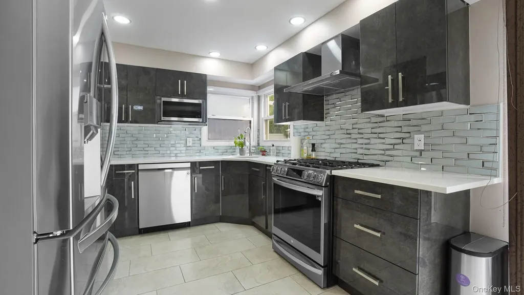 973 Sheldon Avenue Staten Island NY 10309