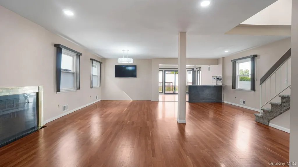 973 Sheldon Avenue Staten Island NY 10309