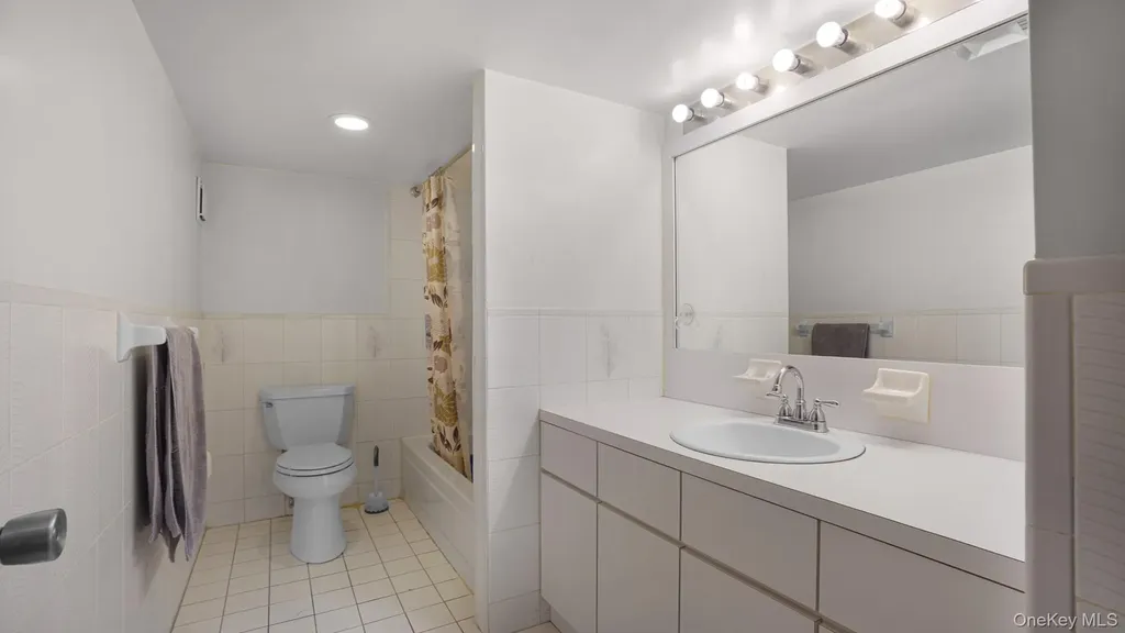 973 Sheldon Avenue Staten Island NY 10309