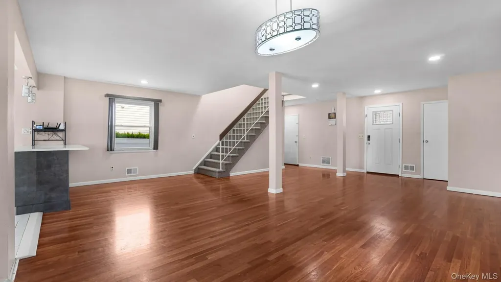 973 Sheldon Avenue Staten Island NY 10309