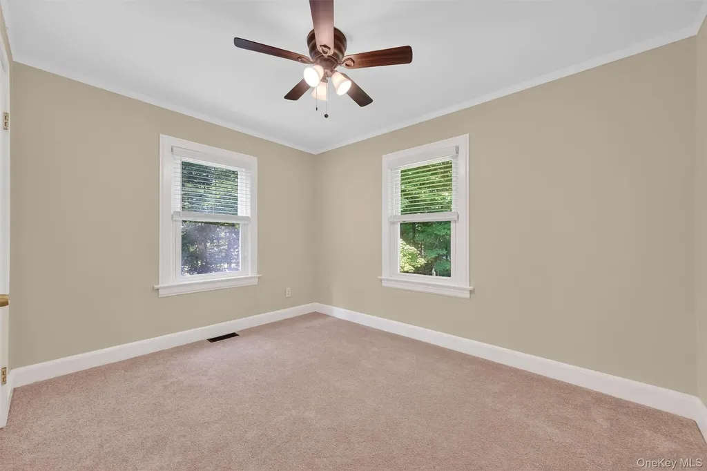 4 Knolls Road Poughkeepsie NY 12601