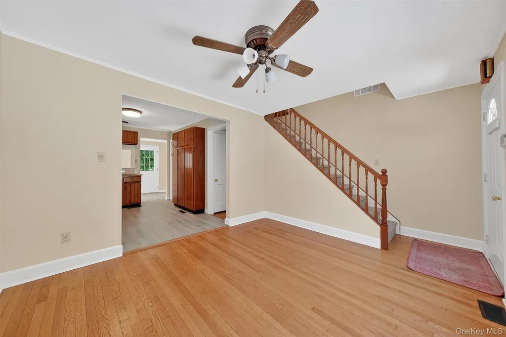 4 Knolls Road Poughkeepsie NY 12601