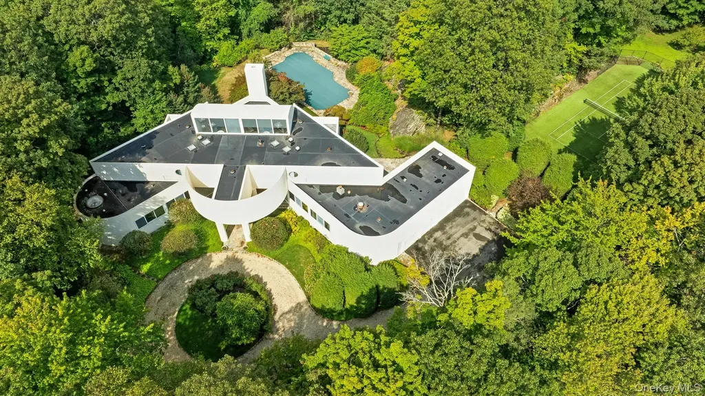 20 Bessel Lane Chappaqua NY 10514