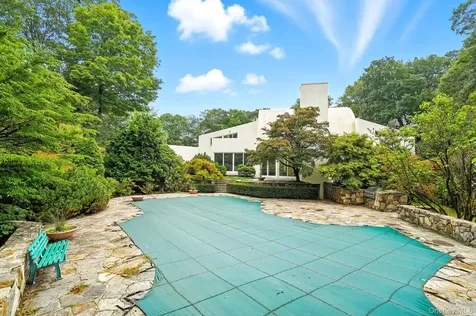 20 Bessel Lane Chappaqua NY 10514