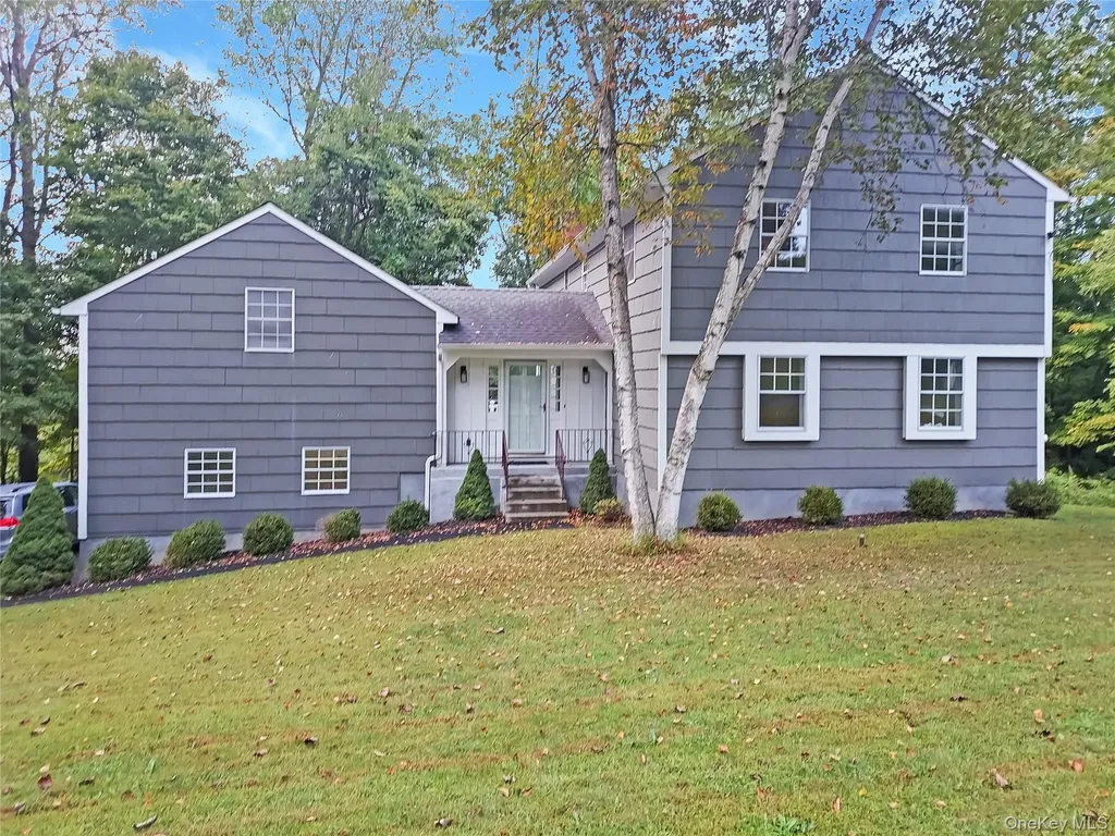 5 Watergate Drive Amawalk NY 10501