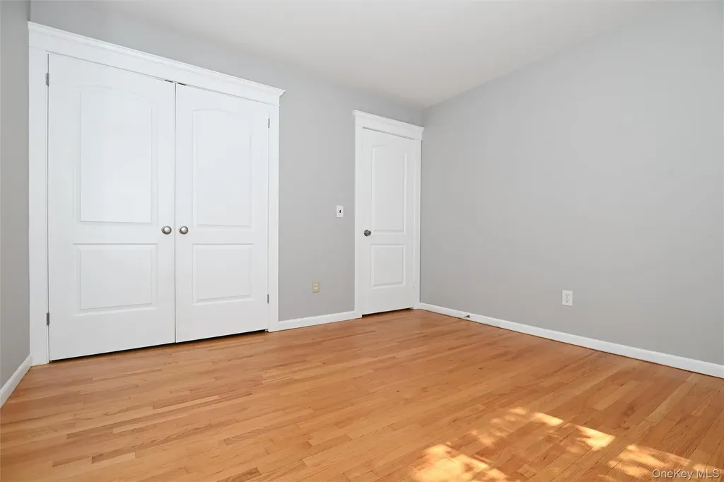 5 Watergate Drive Amawalk NY 10501