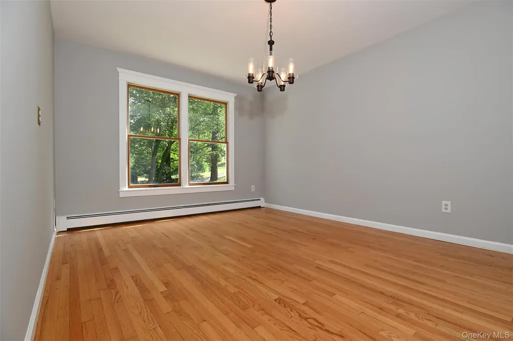 5 Watergate Drive Amawalk NY 10501