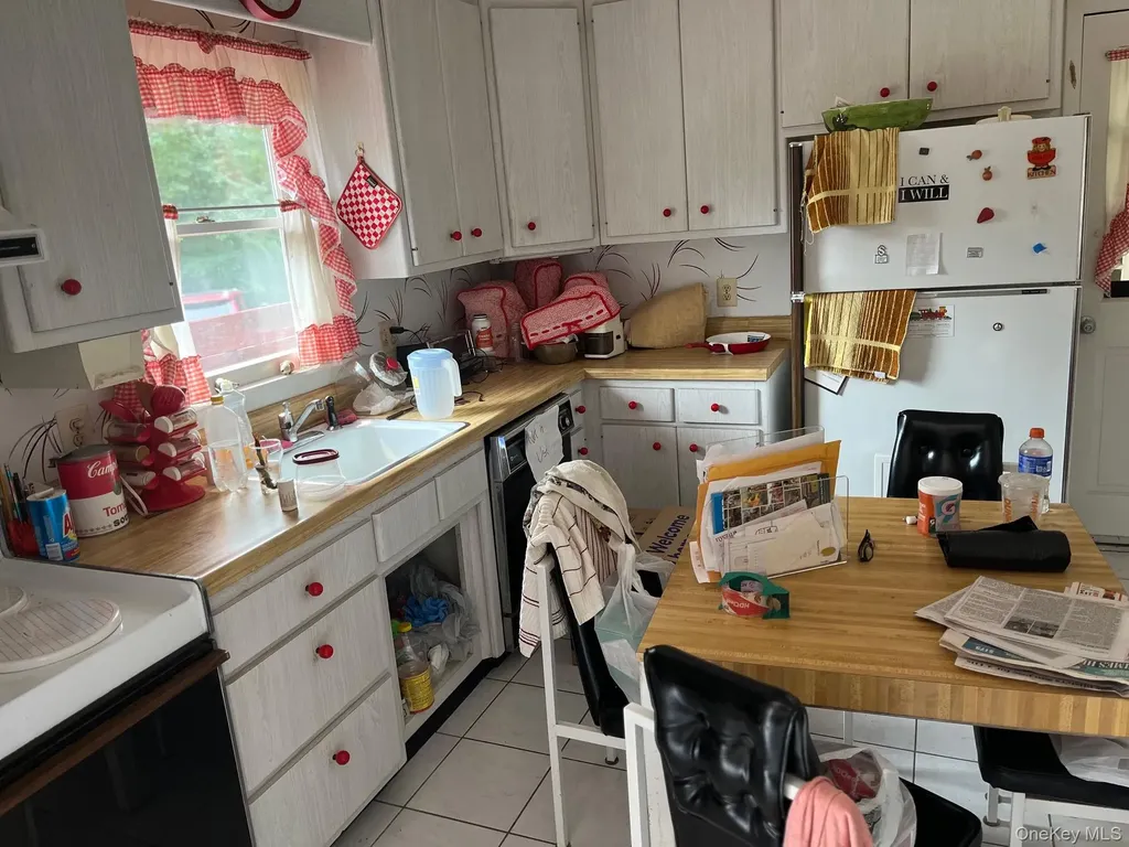 116 Nissenbaum Drive Spring Glen NY 12428