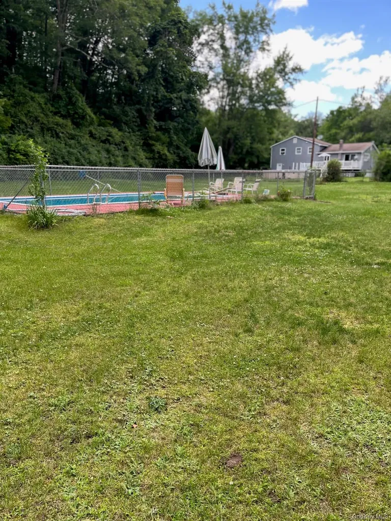 116 Nissenbaum Drive Spring Glen NY 12428