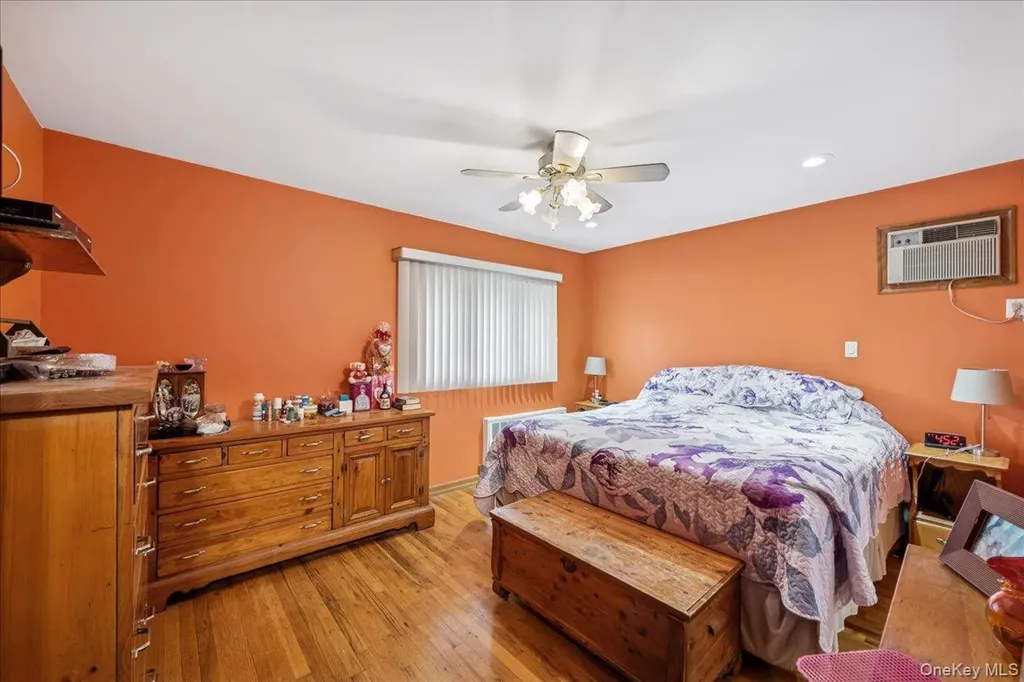 27 Mell Drive North Babylon NY 11703