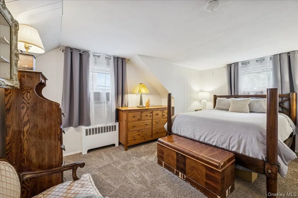 27 Mell Drive North Babylon NY 11703