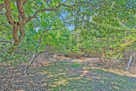 3 Beach Plum Drive Asharoken NY 11768
