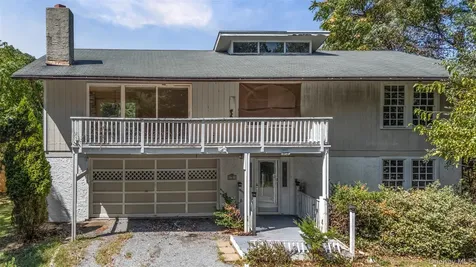 3 Beach Plum Drive Asharoken NY 11768