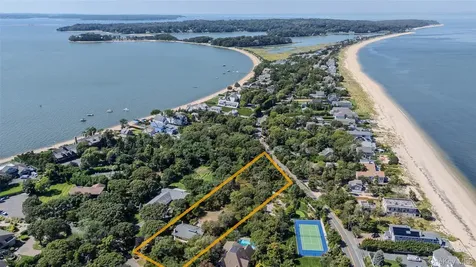 3 Beach Plum Drive Asharoken NY 11768