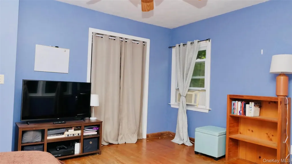 43 Cardinal Road Hyde Park NY 12538