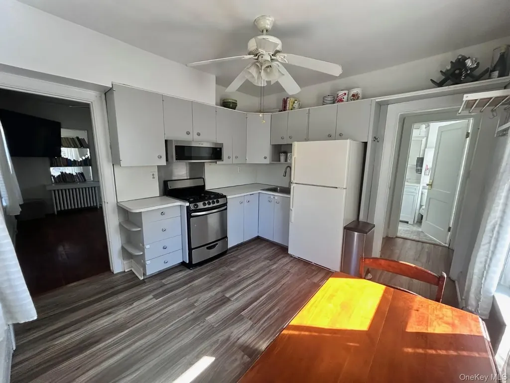 108 E Devonia Avenue Mount Vernon NY 10552