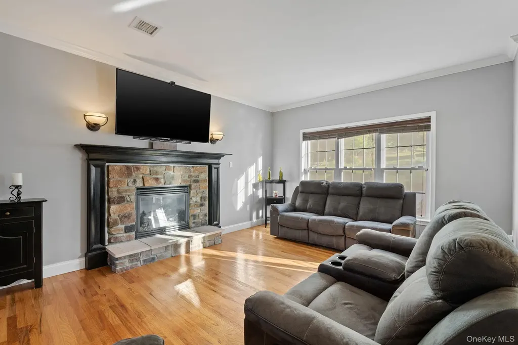 4 Makan Road Monroe NY 10950
