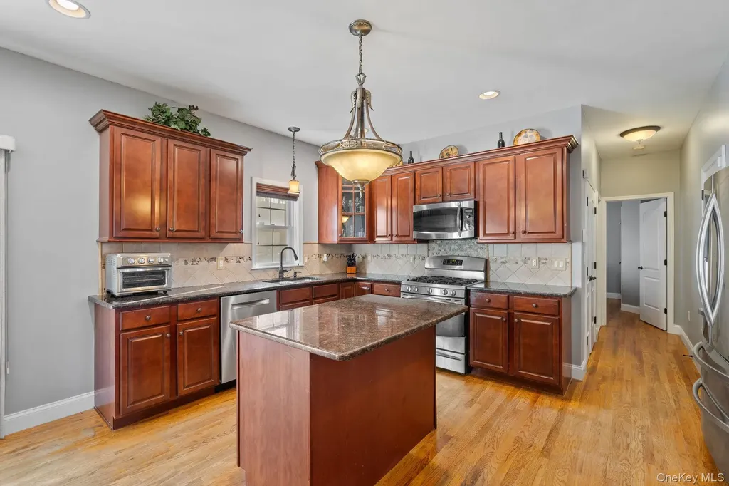 4 Makan Road Monroe NY 10950